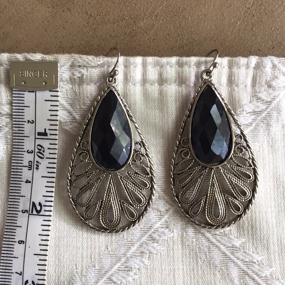 Dangle earrings